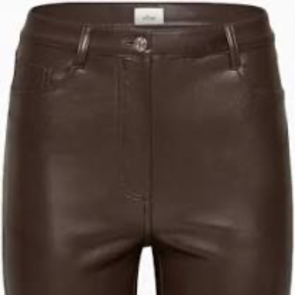 Aritzia: The Melina™ Pant